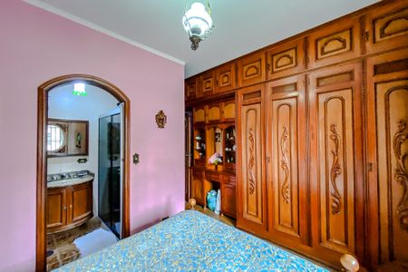 Casa à venda com 300m², 3 quartos e 4 vagasSuíte