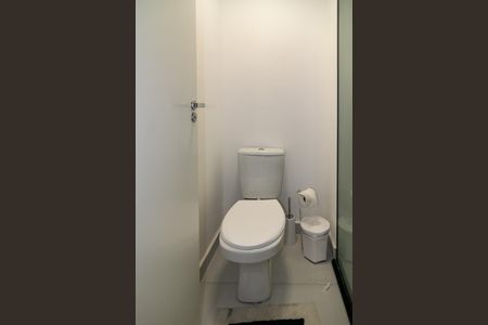 Apartamento à venda com 36m², 2 quartos e sem vaga Apartamento à venda com 36m², 2 quartos e sem vagaBanheiro