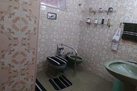 Casa à venda com 160m², 4 quartos e 4 vagas