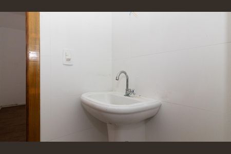 Apartamento à venda com 38m², 2 quartos e sem vaga Apartamento à venda com 38m², 2 quartos e sem vagaBanheiro