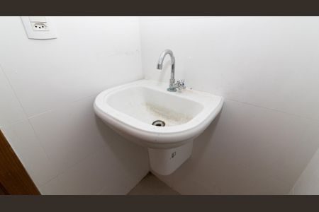 Apartamento à venda com 38m², 2 quartos e sem vaga Apartamento à venda com 38m², 2 quartos e sem vagaBanheiro