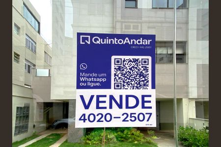 Apartamento à venda com 144m², 2 quartos e 2 vagas Apartamento à venda com 144m², 2 quartos e 2 vagasPlaca