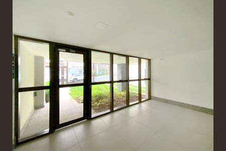 Apartamento à venda com 144m², 2 quartos e 2 vagas Apartamento à venda com 144m², 2 quartos e 2 vagasÁrea comum - Hall