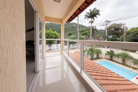 Casa à venda com 312m², 5 quartos e 3 vagas