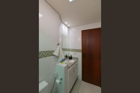 Apartamento à venda com 130m², 3 quartos e 1 vaga Apartamento à venda com 130m², 3 quartos e 1 vagaBanheiro Social