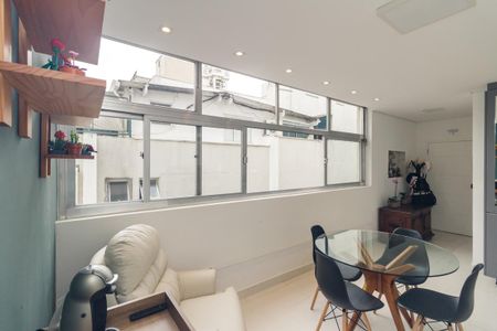 Apartamento à venda com 78m², 2 quartos e 1 vagaSala