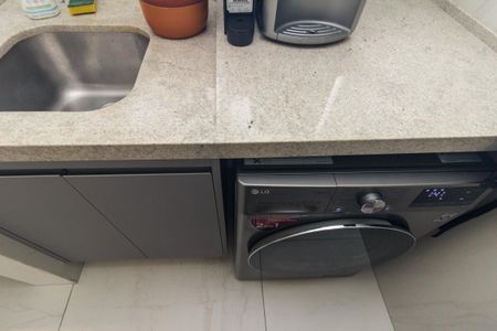 Apartamento à venda com 78m², 2 quartos e 1 vagaÁrea de Serviço