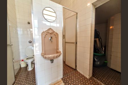 Casa à venda com 403m², 4 quartos e 2 vagas Casa à venda com 403m², 4 quartos e 2 vagasCozinha