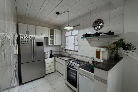 Casa à venda com 360m², 3 quartos e 3 vagas Casa à venda com 360m², 3 quartos e 3 vagasCozinha