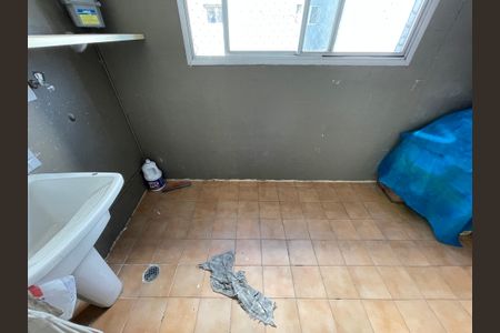 Apartamento à venda com 72m², 2 quartos e 1 vagaÁrea de Serviço