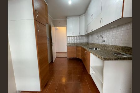 Apartamento à venda com 72m², 2 quartos e 1 vagaCozinha