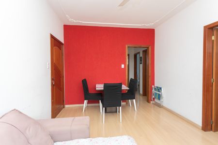 Apartamento à venda com 75m², 3 quartos e sem vaga Apartamento à venda com 75m², 3 quartos e sem vagaSala
