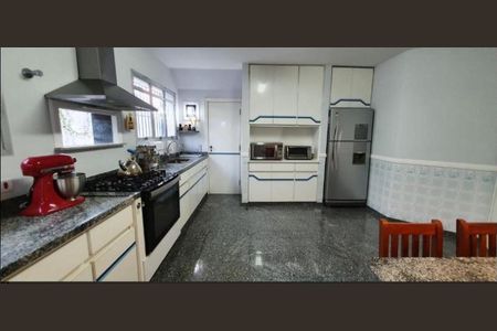 Casa à venda com 800m², 5 quartos e 4 vagasFoto 32