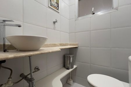 Casa à venda com 107m², 2 quartos e 1 vaga Casa à venda com 107m², 2 quartos e 1 vagaLavabo