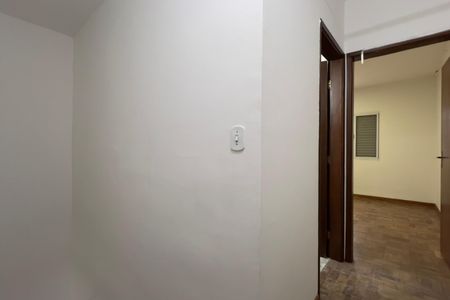 Casa à venda com 107m², 2 quartos e 1 vaga Casa à venda com 107m², 2 quartos e 1 vagaCorredor dos Dormitórios