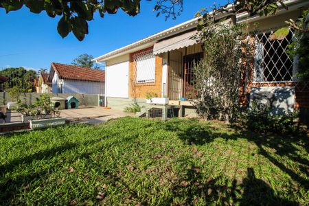 Casa à venda com 220m², 4 quartos e 2 vagas Casa à venda com 220m², 4 quartos e 2 vagasJardim