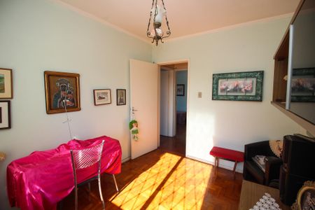 Casa à venda com 220m², 4 quartos e 2 vagas Casa à venda com 220m², 4 quartos e 2 vagasQuarto 2