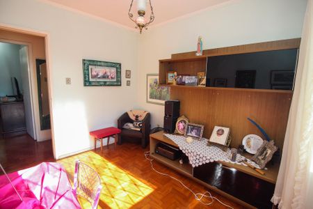 Casa à venda com 220m², 4 quartos e 2 vagas Casa à venda com 220m², 4 quartos e 2 vagasQuarto 2