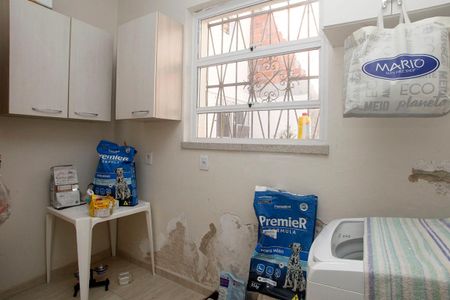 Casa à venda com 300m², 5 quartos e 5 vagasÁrea de Serviço