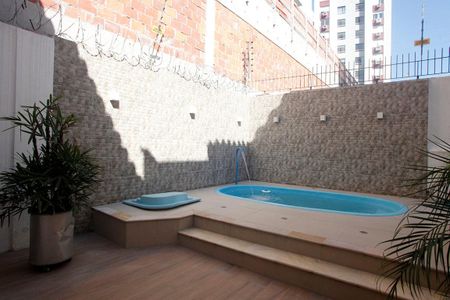 Casa à venda com 300m², 5 quartos e 5 vagasPiscina