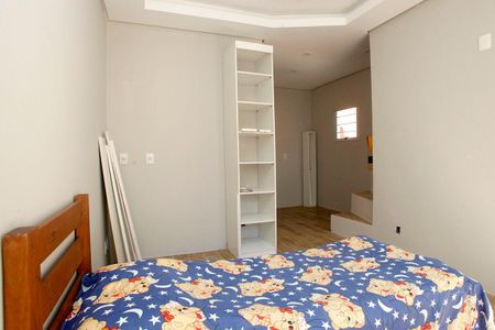 Casa à venda com 300m², 5 quartos e 5 vagasQuarto 1 Suíte