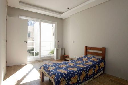 Casa à venda com 300m², 5 quartos e 5 vagasQuarto 1 Suíte