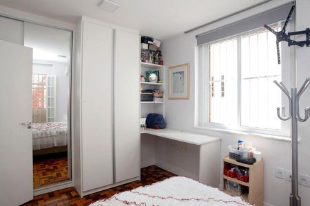 Casa à venda com 300m², 5 quartos e 5 vagasQuarto 4