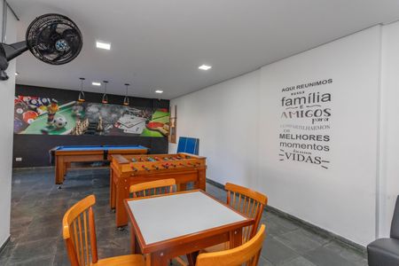 Apartamento à venda com 62m², 2 quartos e 1 vaga Apartamento à venda com 62m², 2 quartos e 1 vagaÁrea comum - Salão de jogos