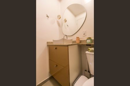 Apartamento à venda com 42m², 2 quartos e 1 vaga Apartamento à venda com 42m², 2 quartos e 1 vagaBanheiro