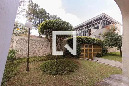 Apartamento para alugar com 100m², 3 quartos e 2 vagas Apartamento para alugar com 100m², 3 quartos e 2 vagasÁrea comum