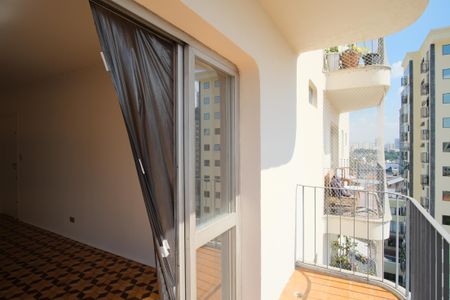 Apartamento para alugar com 100m², 3 quartos e 2 vagasVaranda