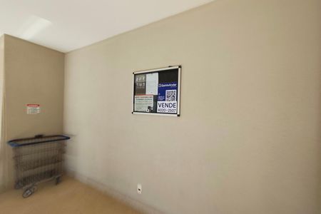 Apartamento à venda com 51m², 2 quartos e 1 vaga Apartamento à venda com 51m², 2 quartos e 1 vagaPLACA INSTALADA NO HALL DE ENTRADA