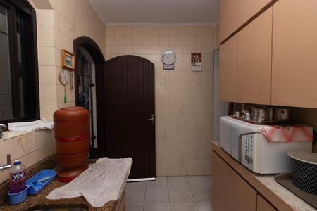 Casa à venda com 170m², 3 quartos e 3 vagas Casa à venda com 170m², 3 quartos e 3 vagasCozinha