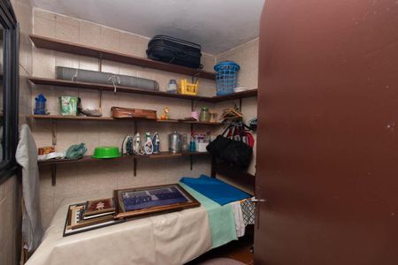 Casa à venda com 170m², 3 quartos e 3 vagas Casa à venda com 170m², 3 quartos e 3 vagasQuarto de Serviço