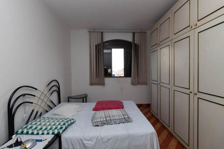 Casa à venda com 170m², 3 quartos e 3 vagas Casa à venda com 170m², 3 quartos e 3 vagasQuarto 1