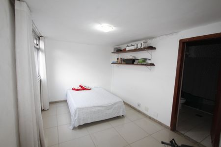 Apartamento à venda com 150m², 5 quartos e 2 vagasSuíte 2
