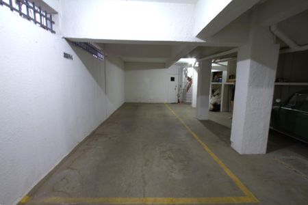 Apartamento à venda com 150m², 5 quartos e 2 vagas Apartamento à venda com 150m², 5 quartos e 2 vagasGaragem