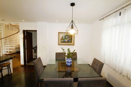 Apartamento à venda com 150m², 5 quartos e 2 vagasSala de Jantar
