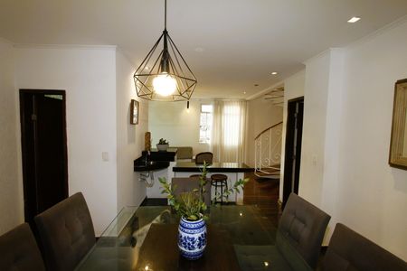 Apartamento à venda com 150m², 5 quartos e 2 vagasSala de Jantar