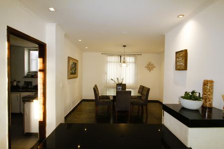 Apartamento à venda com 150m², 5 quartos e 2 vagasSala de Jantar