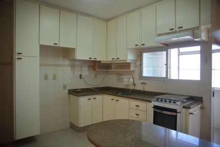 Apartamento para alugar com 108m², 3 quartos e 1 vagaCozinha