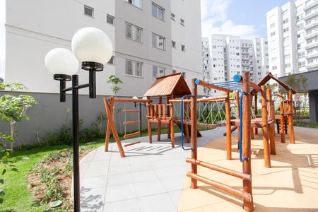Apartamento à venda com 67m², 3 quartos e 2 vagas Apartamento à venda com 67m², 3 quartos e 2 vagasÁrea comum - Playground