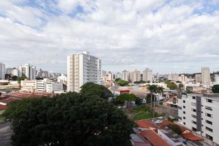 Apartamento à venda com 67m², 3 quartos e 2 vagas Apartamento à venda com 67m², 3 quartos e 2 vagasVista da Cozinha e Área de Serviço
