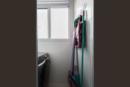 Apartamento à venda com 67m², 3 quartos e 2 vagas Apartamento à venda com 67m², 3 quartos e 2 vagasCozinha e Área de Serviço