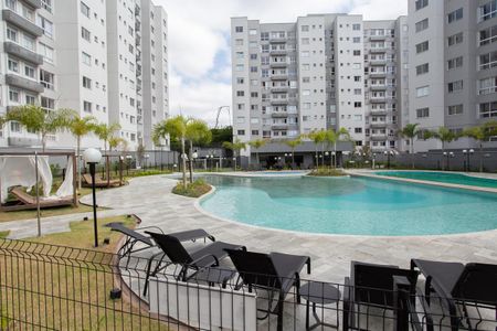 Apartamento à venda com 67m², 3 quartos e 2 vagas Apartamento à venda com 67m², 3 quartos e 2 vagasÁrea comum - Piscina