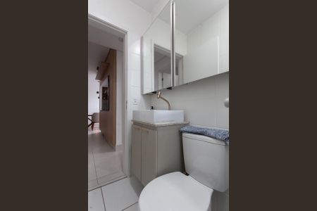 Apartamento à venda com 67m², 3 quartos e 2 vagas Apartamento à venda com 67m², 3 quartos e 2 vagasBanheiro Social