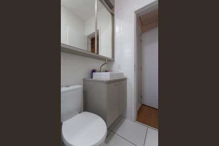 Apartamento à venda com 67m², 3 quartos e 2 vagas Apartamento à venda com 67m², 3 quartos e 2 vagasBanheiro da Suíte