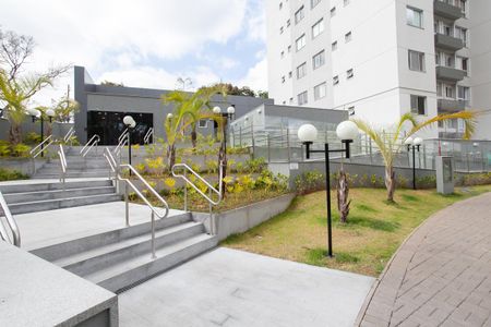 Apartamento à venda com 67m², 3 quartos e 2 vagas Apartamento à venda com 67m², 3 quartos e 2 vagasÁrea comum - Entrada