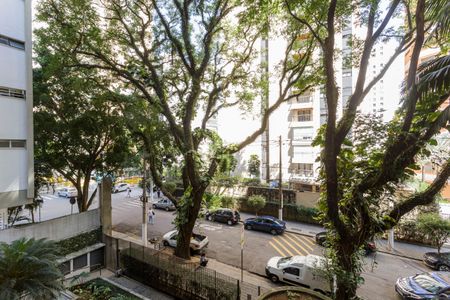 Apartamento para alugar com 154m², 3 quartos e 2 vagas Apartamento para alugar com 154m², 3 quartos e 2 vagasVista Varanda
