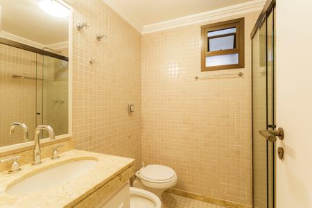 Apartamento para alugar com 154m², 3 quartos e 2 vagas Apartamento para alugar com 154m², 3 quartos e 2 vagasBanheiro Social